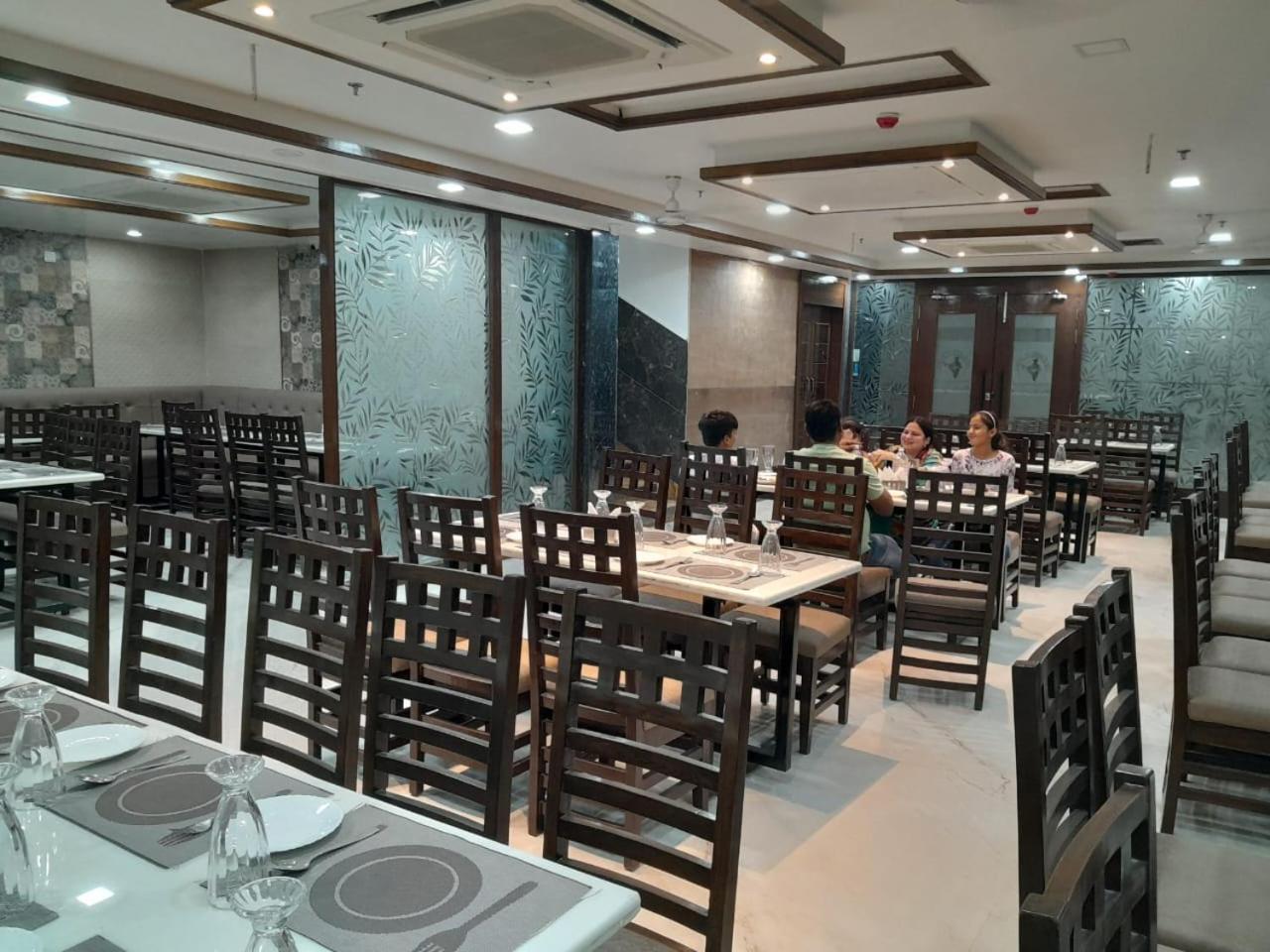 Rich Grand Hotel Agra  Zewnętrze zdjęcie