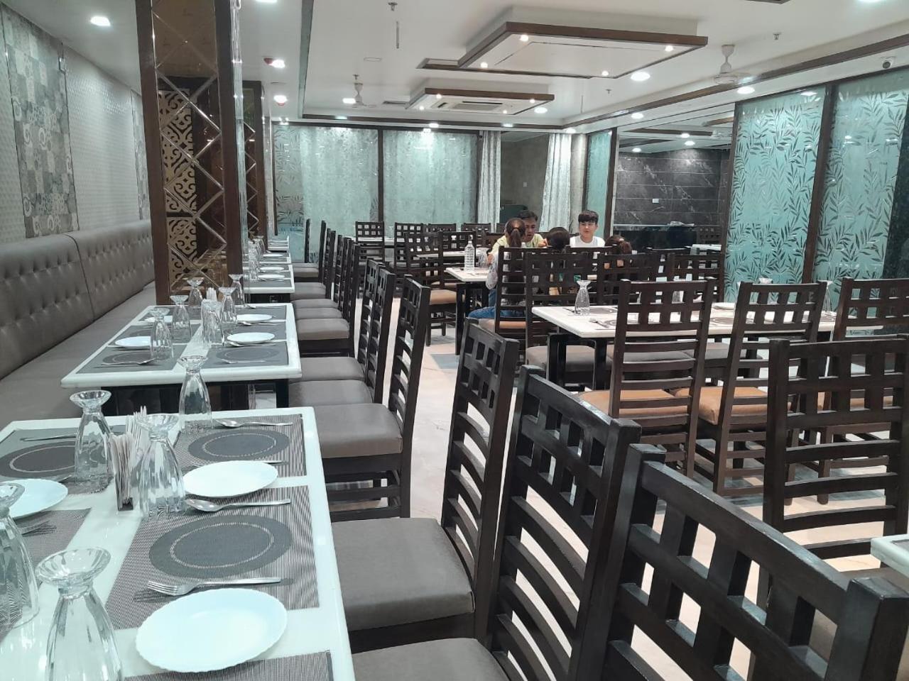 Rich Grand Hotel Agra  Zewnętrze zdjęcie